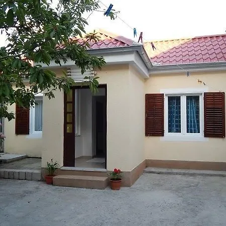 Skeva Starigrad Paklenica