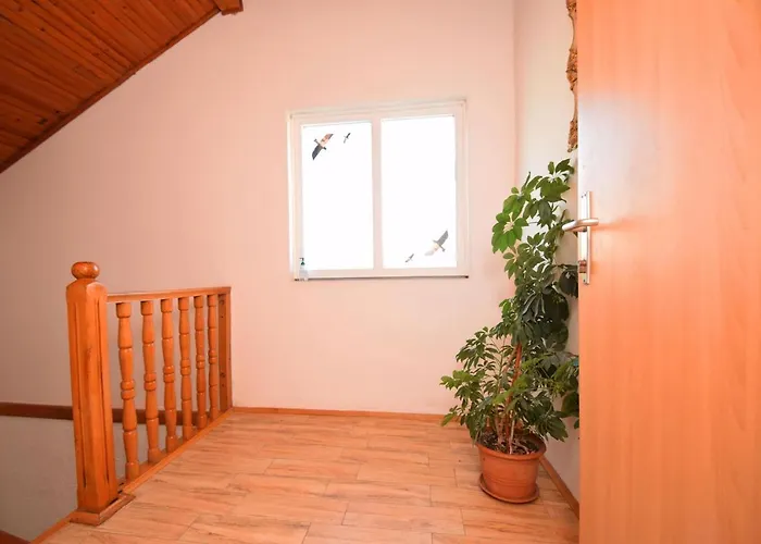 škeva * Starigrad Paklenica