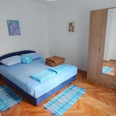 Skeva Apartment