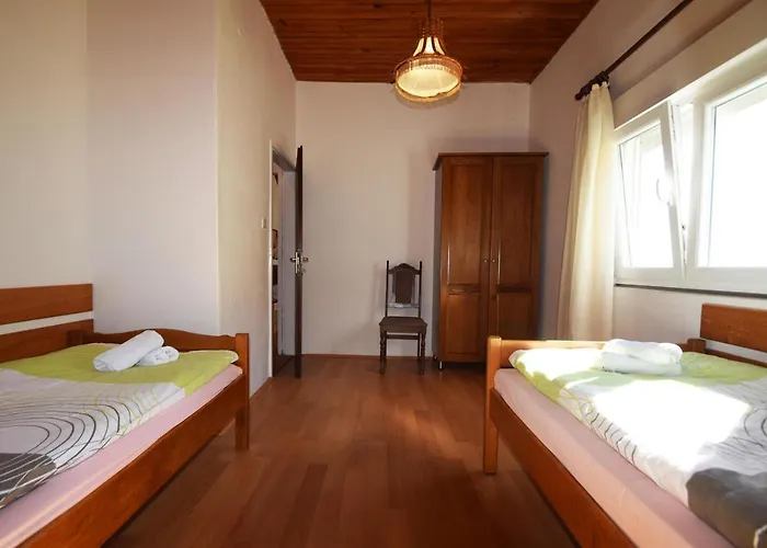 Skeva Starigrad Paklenica