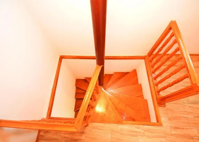 Skeva * Starigrad Paklenica