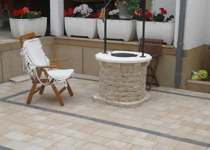 Skeva Appartamento Starigrad Paklenica